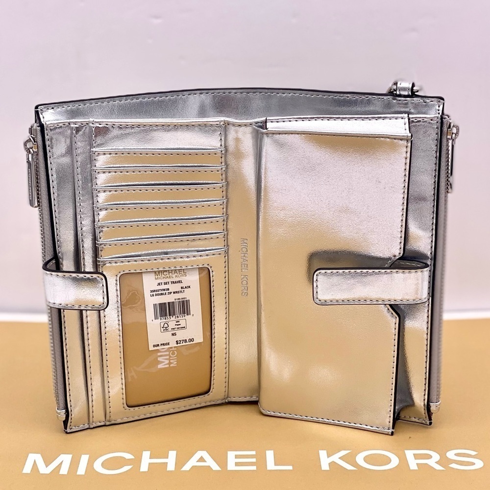 Michael Kors Jet Set Travel Large Embellished Signature Logo Wristlet Wallet - Picture 4 of 12